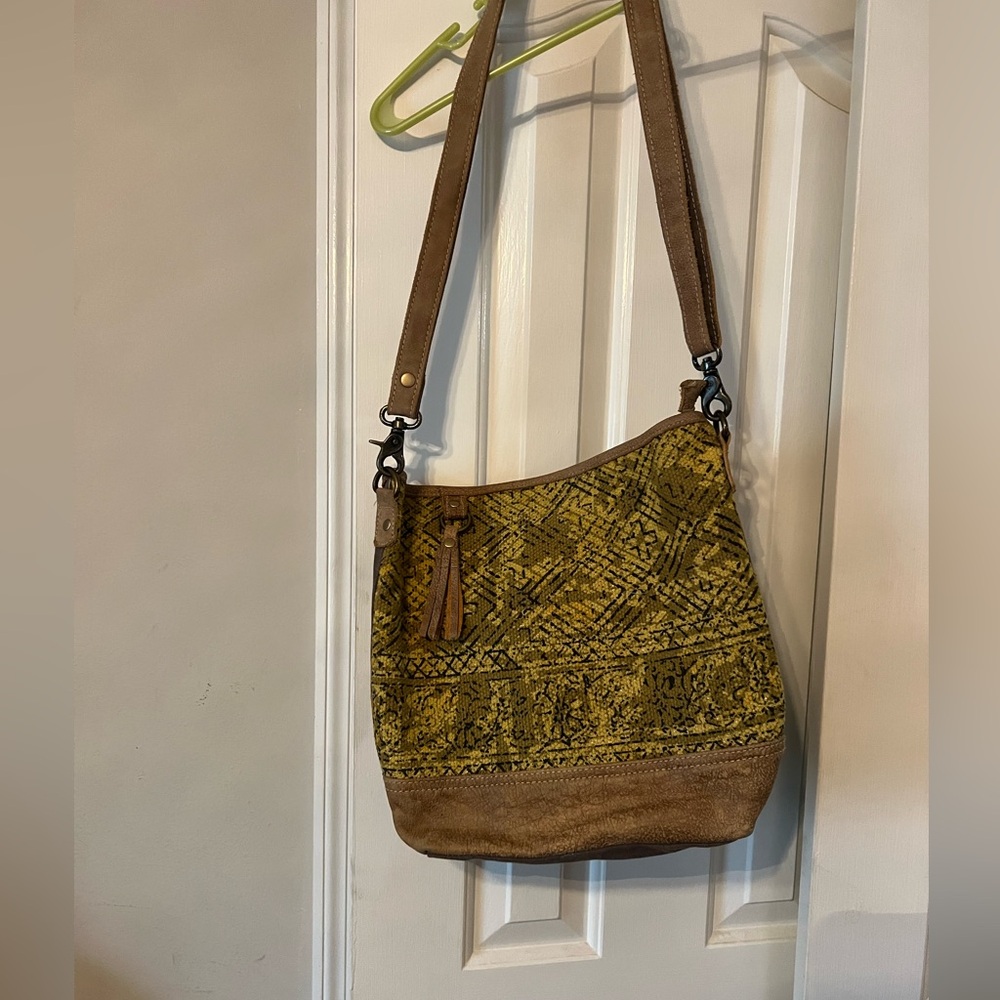 Myra Bags Rusty Shoulder Bag
Crossbody Purse Canvas & Leather